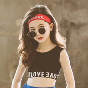 タンクトップ ショート丈 子供服 キッズ ジュニア 女の子 クロップド丈 へそ出し ロゴ 英字プリント おしゃれ カッコいい カジュアル デイリー ヒップホップ系 ストリート系 スポーティー ダンス 衣装 高学年 中学生 女児 女子 子ども こども
