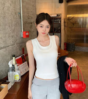 タンクトップ カットソー トップス パット付き カップ内蔵 レディース 女性 婦人 ブラトップ 袖なし Uネック ノースリーブ レイヤード風 重ね着風 フェイクレイヤード バッククロス シンプル 無地 かわいい おしゃれカジュアル クール 普段使い スポーツ