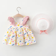 ワンピース Aライン フレア 帽子付き 2点セット キッズ 子供服 ベビー 赤ちゃん 女の子 ノースリーブ 袖なし 膝丈 羽根つき サクランボ 王冠 総柄 プリント入り ギャザー ラウンドネック 切り替え 麦わら風帽子 ハット かわいい ふんわり キュート ガーリー おしゃれ ナチュラル ヘビロテ お出かけ 発表会 通園 通学 ピンク 黄 赤