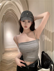 キャミソール パッド付き レディース トップス ドレープ風 細ストラップ ショート丈 クロップド丈 シャーリング サイドギャザー 無地 女性 婦人 おしゃれ 可愛い カジュアル デイリー お出かけ 重ね着