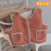ベスト ボア もこもこ ベビー キッズ 子供用 男の子 女の子 上着 暖かい 防寒 前ボタン 前開き ポケット カジュアル シンプル かわいい おしゃれ 男児 女児 乳幼児 園児 春 秋 冬 着回し 定番 普段着 お出かけ 外出 公園遊び