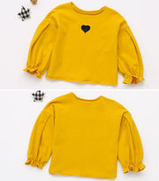 カットソー 長袖 ラウンドネック 子供用 キッズ トップス ラッフルカフス ハート ワンポイント刺繍 シンプル 無地 おしゃれ 可愛い かわいい 女の子 女児 子供服 子ども服 こども服 80cm 90cm 100cm 110cm 120cm