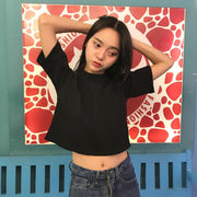 Tシャツ カットソー レディース 女性 トップス 半袖 丸首 ラウンドネック ショート丈 サイドライン 虹 レインボー ブラック ホワイト 可愛い キュート シンプル カジュアル ラフ ポップ 春 夏 部屋着 ルームウェア