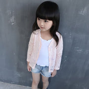 カーディガン トップス アウター キッズ 女児 子供 花柄 花 フラワー シンプル かわいい きれいめ ホワイト ピンク ブルー グリーン 羽織 長袖 冷房対策 紫外線対策 UVケア