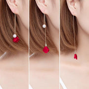 ピアス ロングチェーンピアス ロングピアス アクセサリー パール調 デザイン アメリカンピアス レディース 女性用 バックキャッチ おしゃれ かわいい 揺れる ゆらゆら ワンポイント 華やか お出かけ デート