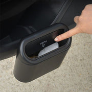 車用ゴミ箱 カー用品 自動車用 車載 ゴミ箱 ダストボックス 小物入れ 収納 収納ケース 小型 ミニサイズ スリム フタ付き 蓋付き コンパクト シンプル ブラック プッシュタイプ 衛生的 防水 水漏れなし