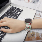 腕時計用ベルト アップルウォッチ用 スマートウォッチ用 シュシュタイプ 布製 レディース 女性 着せ替え 交換ベルト 付け替え series 7 6 5 4 3 2 1 SE 38mm 40mm 41mm 42mm 44mm 45mm おしゃれ かわいい 花柄 ラメ ドット柄 水玉 ヒョウ柄 レインボー カラフル スタイリッシュ 伸縮性 カジュアル メンテナンス 修理交換用品