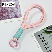 スマホストラップ 単品 1個 ハンドストラップ リストストラップ 手首掛け 携帯ストラップ ストラップホルダー スマホアクセサリー スマホ カメラ USB ハンディファン 懐中電灯 落下防止 紛失防止 丸紐 ツイスト シンプル ベーシック 定番 カジュアル かわいい キュート カラフル カラバリ豊富 お洒落