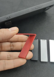 スマホスタンド 折り畳み 折りたたみ 貼り付け 粘着 キックスタンド 携帯スタンド メタル 薄型 ミニ コンパクト 縦置き 横置き 卓上 動画視聴 テレワーク 会議 簡単取り付け 便利
