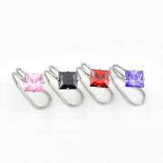 イヤーカフ イヤーカフス レディース 女性 1個 単品 片耳 アクセサリー ノンホールピアス イヤークリップ 痛くない 挟むだけ 開けない ラインストーン ビジュー スクエア 正方形 ひし形 ホワイト ピンク ブラック カジュアル シンプル かわいい おしゃれ 上品 大人可愛い プレゼント ギフト 贈り物 誕生日 記念日 ホワイトデー 母の日 結婚式 デート お呼ばれ お出かけ
