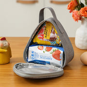 ランチバッグ おにぎりケース おにぎりポーチ バッグ 鞄 キッチン用品 弁当袋 お弁当グッズ 三角 おにぎり型 オックスフォード ロゴ 持ち手付き ファスナー 無地 単色 シンプル カジュアル 保温 保冷 防水 携帯用 持ち運び