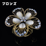 スカーフリング スカーフ留め レディース アクセサリー ジュエリー 花 フラワー ラインストーン きらきら きれい レトロ ビンテージ おしゃれ かわいい 大人女子 女性用 婦人用 プレゼント ギフト 贈り物 誕生日 記念日 特別な日