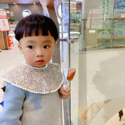 スタイ よだれかけ ビブ つけ襟 ベビー 赤ちゃん 女の子 男の子 ボタン 花柄 フラワー レース お洒落 可愛い かわいい ギフト プレゼント 贈り物 出産祝い