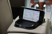 スマホホルダー 車載 スマホスタンド 置き型 シリコン 滑り止め カー用品 小物入れ 置くだけ ダッシュボード 机上 卓上 片手操作 スマートフォンホルダー 携帯ホルダー 車用品 便利 黒 シンプル