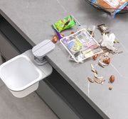 ゴミ箱 ダストボックス ごみ入れ 日用品 インテリア雑貨 卓上 食卓 挟む ダイニングテーブル 机 つくえ テーブル キッチン デスク周り 作業 取付簡単 コンパクト スタイリッシュ お洒落 シンプル リビング ダイニング 収納 便利