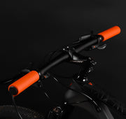 自転車グリップ ハンドルグリップ シリコン製 ハンドルカバー 交換用パーツ 左右セット 柔らかい ソフト シンプル お手入れ簡単 フラットハンドル マウンテンバイク