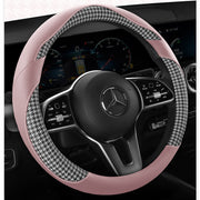 ハンドルカバー ステアリングカバー O型 D型 カーハンドル用 車用 車用品 内装 カーアクセサリー 通気性 滑り止め 千鳥型 千鳥格子 カジュアル かっこいい かわいい キュート 上品 シンプル お洒落