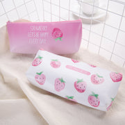 ペンケース 筆箱 イチゴ ストロベリー フルーツ かわいい おしゃれ 文房具 文具 ステーショナリー ピンク ホワイト