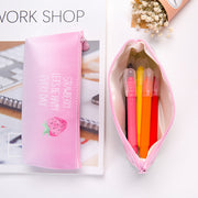 ペンケース 筆箱 イチゴ ストロベリー フルーツ かわいい おしゃれ 文房具 文具 ステーショナリー ピンク ホワイト
