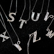 ネックレス チェーンネックレス イニシャル アルファベット ペンダント アクセサリー シルバーカラー シンプル レディース おしゃれ ギフト