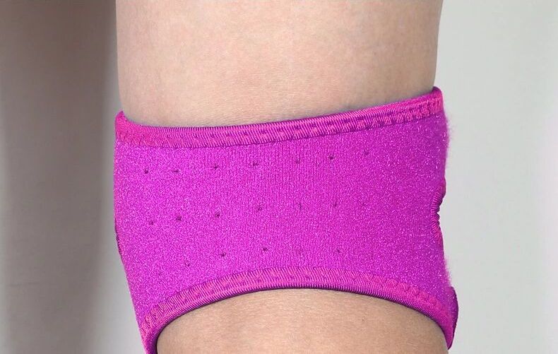 膝サポーター 膝蓋骨サポート 片足用1枚 男女兼用 膝固定 通気性 商品画像5