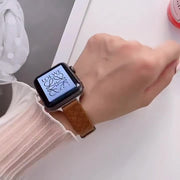 Apple Watch用ベルト アップルウォッチ用ベルト 腕時計用交換ベルト 38mm 40mm 41mm 42mm 44mm 45mm 腕時計用交換バンド レディース 女性  ホワイト ブラウン ピンク シンプル おしゃれ フォーマル クール かっこいい シック カジュアル 仕事 20代 30代 40代 50代 60代