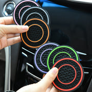 車用コースター カップホルダー コースター ２個セット デコレーション カー用品 カップマット 車用アクセサリー ライン ドリンクマット ソフト やわらかい 滑り止め 厚手 丸 サークル おしゃれ カスタマイズ 白 黒 赤 青 ピンク 緑 黄 紫 橙 灰