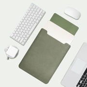 ノートパソコンケース ノートPCケース スリーブケース インナーケース 撥水 レザー調 無地 薄型 シンプル おしゃれ 持ち運び 収納 傷防止 汚れ防止