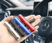 アロマディフューザー カーアロマクリップ カー用品 車内用 車用 芳香 黒 赤 青 シルバー マリン 車の臭い エアコン吹出口