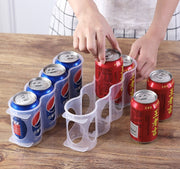 缶収納ラック 缶ストッカー 4本 収納ボックス 取っ手付き ビンホルダー 瓶ストッカー 冷蔵庫 庫内 パントリー キャビネット 棚収納 整理整頓 ラック 缶ビール 缶チューハイ 缶ジュース 瓶ビール 縦置き クリアカラー 便利グッズ シンプル