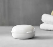 石けんケース 石鹸入れ せっけん箱 ソープディッシュ ソープトレー 石けん置き フタ付き 水切り 蓋 ふた 持ち運び 旅行 トラベルグッズ 携帯 洗面用具 バス用具 シンプル おしゃれ かわいい 無地 石けん容器