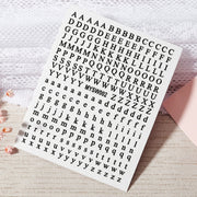 ネイルシール シール アルファベット イニシャル 英語 英字 大文字 小文字 おしゃれ シンプル 可愛い キラキラ シルバーカラー ゴールドカラー
