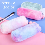 ペンケース  筆箱 筆入れ 小物入れ メイクポーチ コスメポーチ ふわふわ ゆめかわ 起毛 フェイクファー ポンポン付き マーブルカラー 文房具 筆記用具入れ 文具 ファスナー チャック かわいい おしゃれ ガーリー シンプル 通学 小学生 中学生 高校生 大学生 女の子 レディース ピンク 紫 ローズ