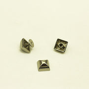 飾りカシメ 角カシメ 角ピラミッド 手芸用品 クラフト材料 金具 留め具 ねじ式 ネジ式 10mm 12mm 15mm パーツ 装飾 DIY 無地 単色 シルバーカラー ゴールドカラー ガンメタ