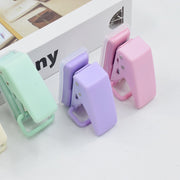 ミニ穴あけパンチ 1つ穴 単穴 直径6mm パンチ 文具 ステーショナリー 便利 携帯 学校 ルーズリーフ ファイル かわいい 可愛い シンプル パステルカラー 緑 ピンク 黄 紫