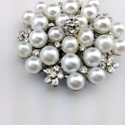 ブローチ レディース アクセサリー フラワー 花 ラインストーン フェイクパール サークル型 おしゃれ かわいい ギフト プレゼント 結婚式 入学式 卒業式 パーティー フォーマル