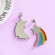 ピアス レディース 星 スター 流れ星 アクセサリー 揺れる 小物 雑貨 かわいい おしゃれ プレゼント 誕生日 記念日