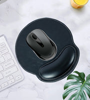リストレスト付き マウスパッド  一体型 クッション付き 合皮 滑り止め 手首サポート フェイクレザー レザー調 ビジネス 仕事場 無地 ブラック ブラウン 黒 茶 大人 上質 ピンク シンプル おしゃれ オフィス 在宅 パソコン周辺 パソコン用品 PCグッズ