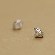 ピアス レディース 女性用 アクセサリー スタッドピアス ダイヤ型 ダイヤモンド型 立体 透かし モチーフ シンプル かわいい プレゼント ギフト シルバーカラー