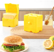 スライスチーズケース 保存容器 ホルダー ケース ストッカー プラスチック製 四角 キッチン 台所用品 スライスチーズ入れ スライスチーズポット チーズケース チーズ 収納 小物入れ プレゼント インテリア雑貨 収納ケース マルチ収納ケース 冷蔵庫収納 便利 かわいい ユニーク 面白い