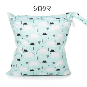 おむつポーチ オムツ入れ マザーズバッグ ベビー用品 ベビーグッズ ジッパー付き ファスナー 持ち手付き アニマル柄 シロクマ ネコ デニム 総柄 かわいい おしゃれ 赤ちゃん 幼児 防水 持ち運び お出かけ