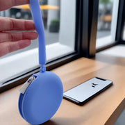 化粧ポーチ メイクポーチ コスメポーチ 小物入れ ストラップ付き シリコン製 防水 ミニ コンパクト 小さめ 円形 円型 サークル ラウンド レディース 女性 ファスナー サニタリーポーチ 持ち運び 携帯 無地 単色 シンプル おしゃれ