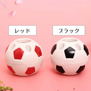 ペンスタンド ペン立て 鉛筆立て ペンホルダー サッカーボール風 球型 文房具入れ 卓上収納 机上 デスク 小物入れ 整理整頓 かわいい おしゃれ 便利