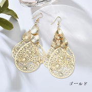 ピアス フックピアス ロング レディース アクセサリー フラワー 花 透かし模様 揺れる 大きめ アンティーク調 キラキラ きれい パーティー プレゼント ギフト 女性用