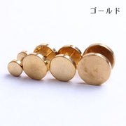 スタッドピアス キャッチピアス 単品 片耳用 メンズアクセサリー レディースアクセサリー 円形 丸型 パンクファッション シンプル 単色 ソリッドカラー シルバーカラー ゴールドカラー 黒 男性用 女性用 紳士用 婦人用 ジュエリー ファッション 雑貨 小物 記念日 誕生日 プレゼント 贈り物 ギフト