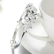 ブレスレット バングル アクセサリー レディース ファッション小物 シルバー 花 フラワー 調節可能 大人 上品 おしゃれ お出掛け 記念日 誕生日 プレゼント ギフト 贈り物