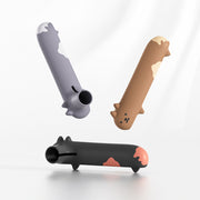 ドアノブカバー ソフトカバー ドアクリップ 滑り止め グリップクッション レバーハンドル用 シリコン 保護カバー ドアグリップ インテリア小物 汚れ防止 静電気防止 衝突防止 傷防止 アニマル 引き戸 ネコ 猫型 右用 左用 かわいい キュート おしゃれ 子ども部屋 寝室 黒 緑 茶 灰
