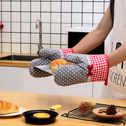 鍋つかみ オーブンミトン キッチングローブ 手袋 単品 左右兼用 耐熱 断熱 防水 厚手 電子レンジ ループ付き 花柄 チェック