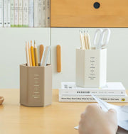 ペン立て ペンスタンド 鉛筆 ボールぺン シャープペン ホルダー 文房具入れ 六角形 シンプル 卓上収納 勉強机 書斎 ホームオフィス クリアカラー