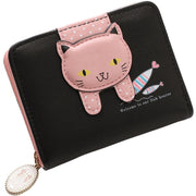 財布 ウォレット 2つ折りサイズ 猫 キャット 小銭入れ お札入れ レディース 女性 女の子 ガールズ かわいい キュート たっぷり収納 ファナー カード入れ クリアポケット フェイクレザー 婦人用